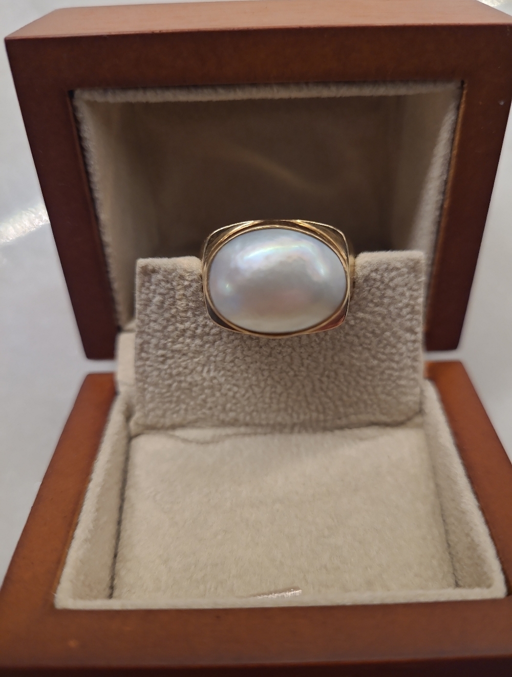Retired James Avery Cultured Mabe Pearl Cabochon Ring in 14k Gold Sz 8 - Picture 4 of 6